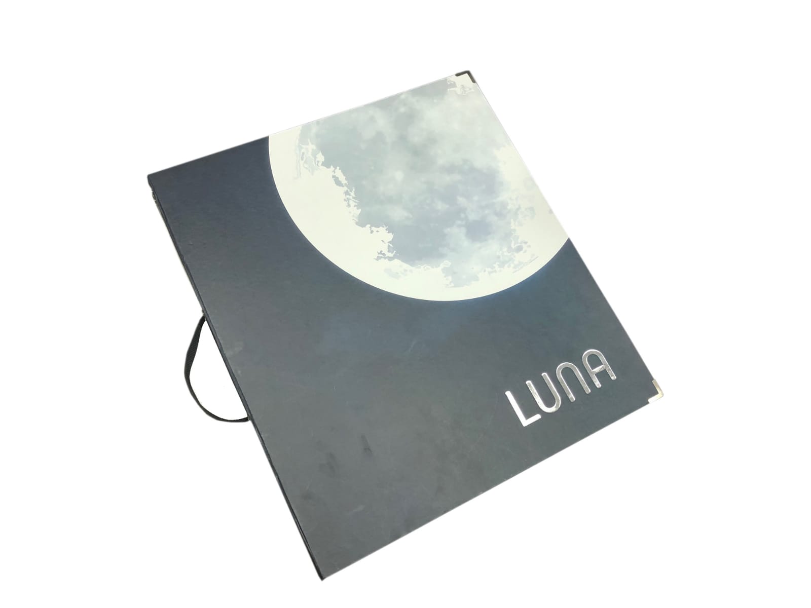 Luna Duvar Kağıdı